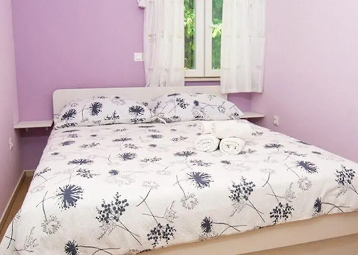 Stella - One Bedroom With Terrace A1 *