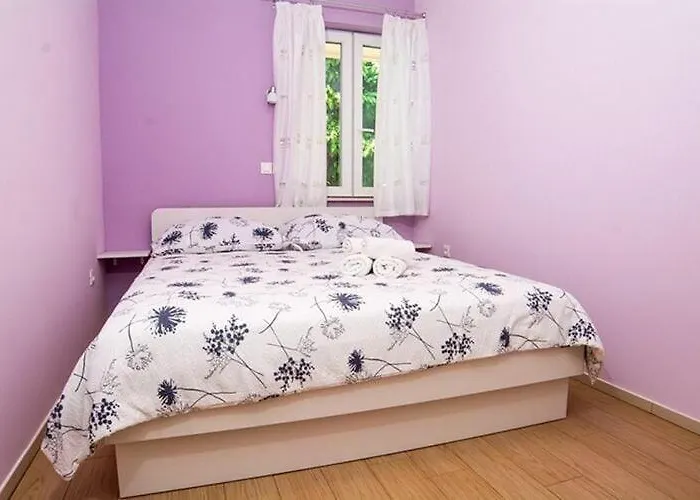 Stella - One Bedroom With Terrace A1 Apartman *