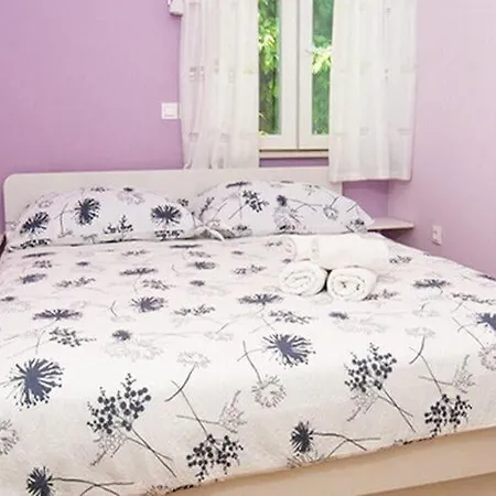 Stella - One Bedroom With Terrace A1 *