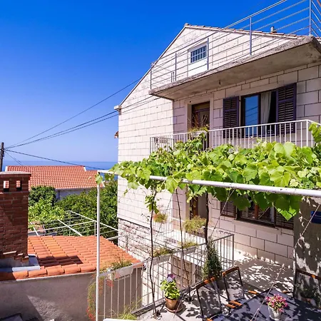 Stella - One Bedroom With Terrace A1 Apartment