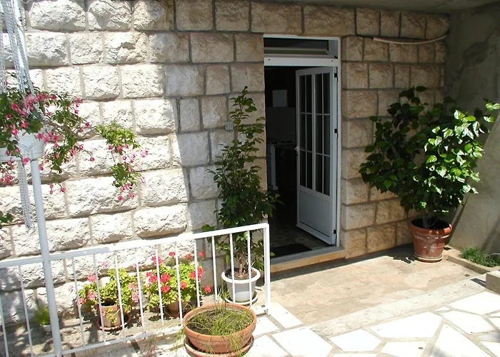 Stella - One Bedroom With Terrace A1