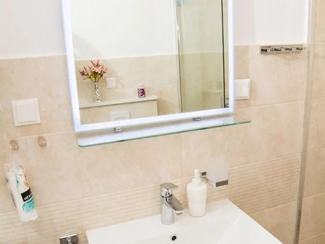 Apartamento Stella - One Bedroom With Terrace A1 *